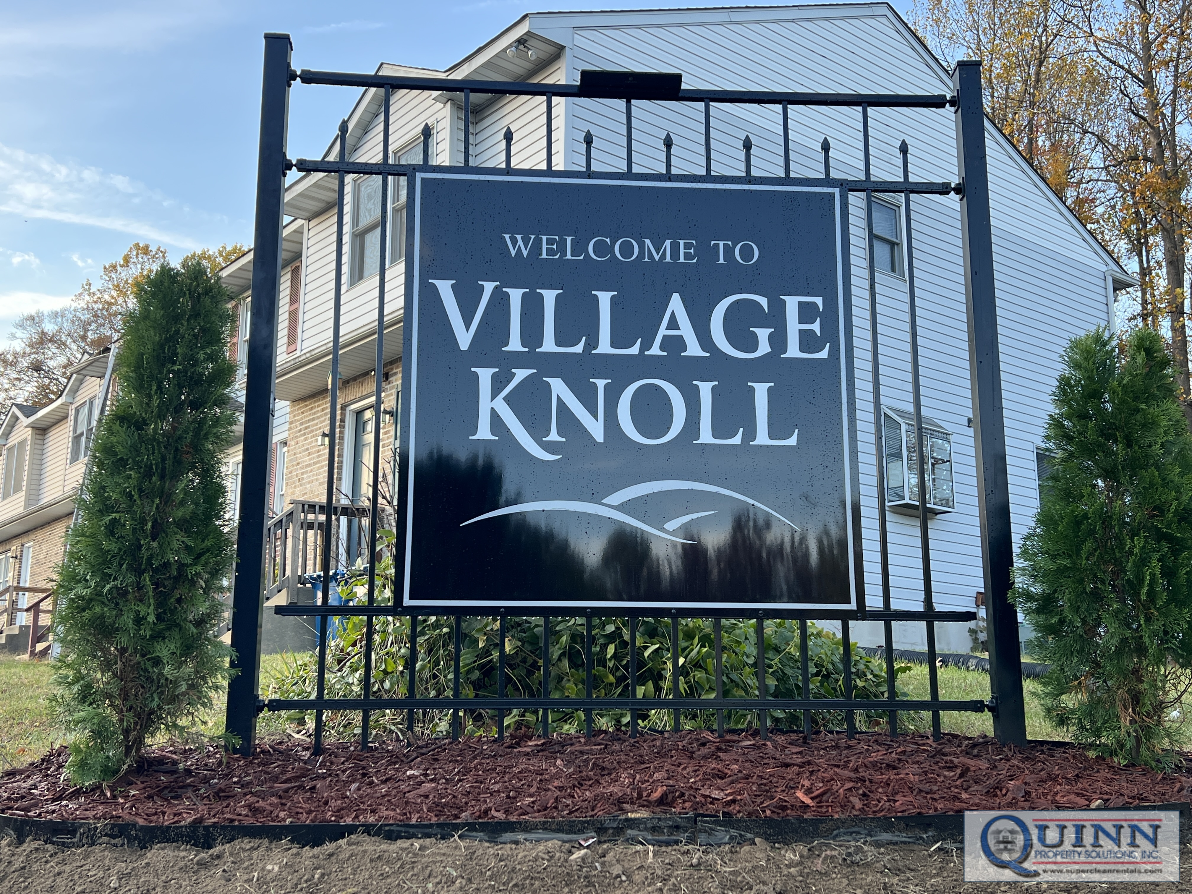 Pic-Village-Knoll-Sign-Watermarked